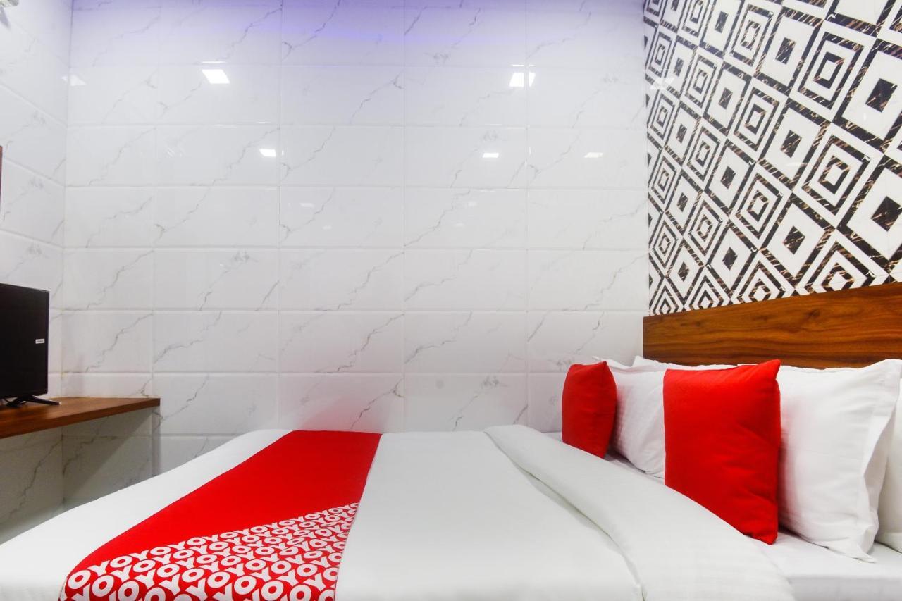 فندق مومبايفي  Oyo 63295 T Junction Residency المظهر الخارجي الصورة